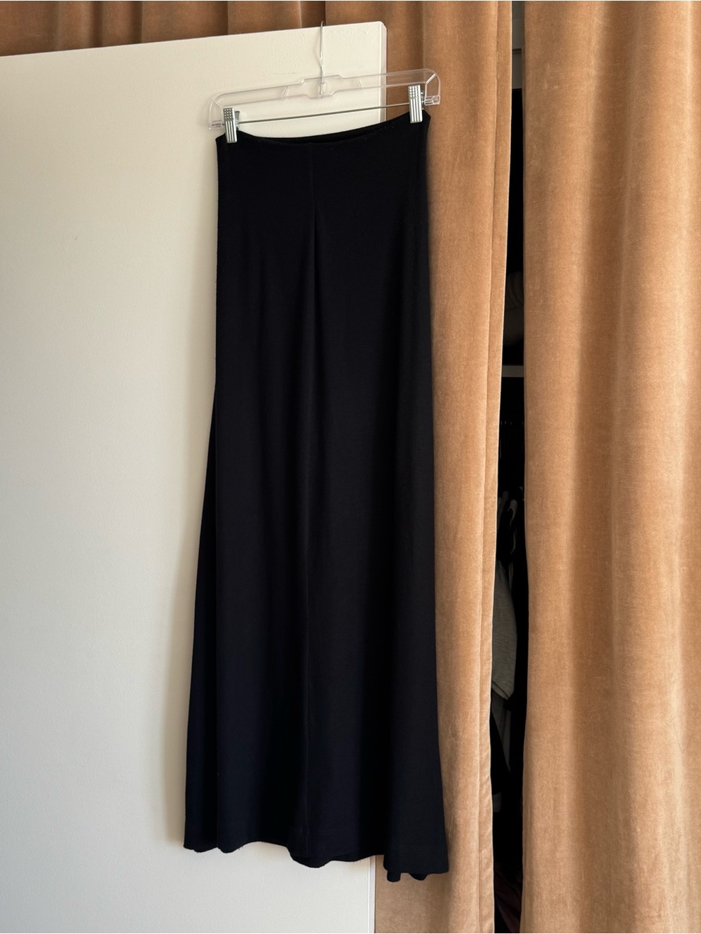 Le Set Lauren High Waist Maxi Skirt - Picture 4 of 8